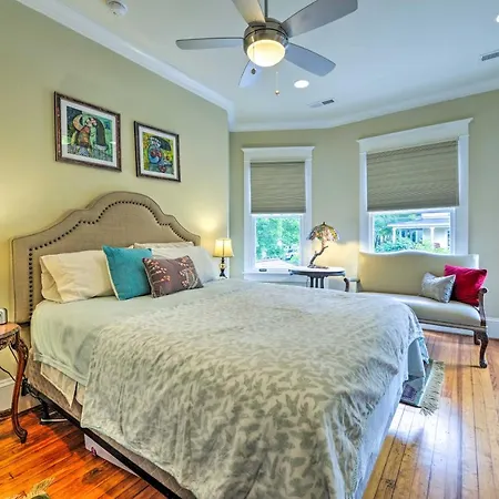 Elegant Raleigh Home With Porch, Walk Downtown!